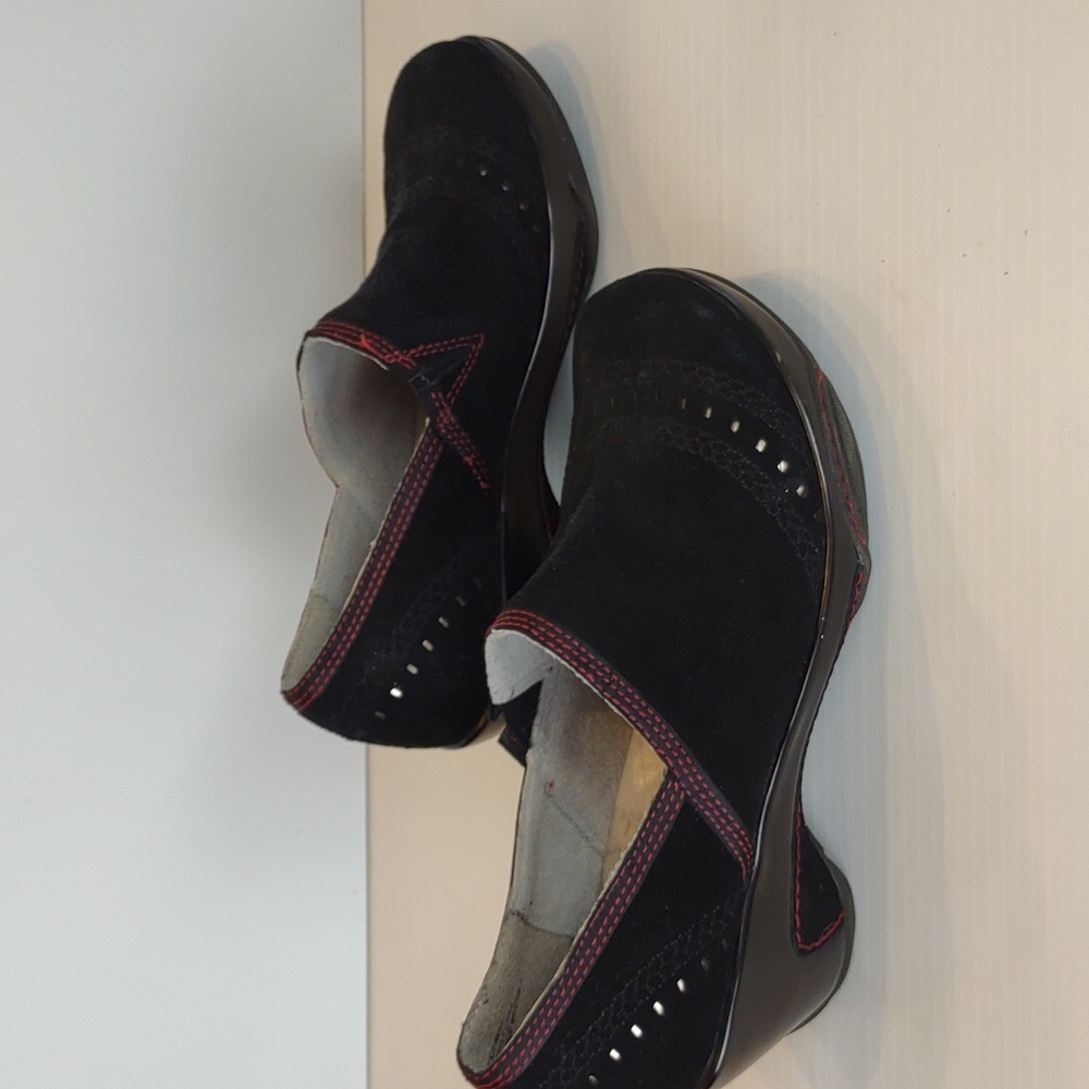 J-41 Black and Red Mules - Picture 6 of 16